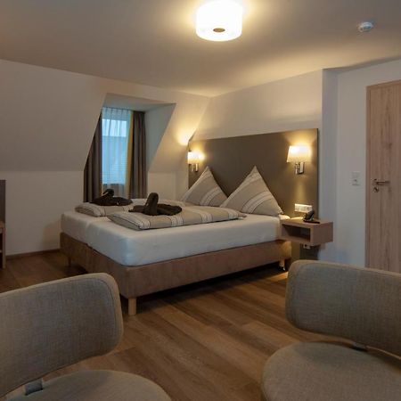 Hotel Gasthaus Zum Zecher Линдау Экстерьер фото